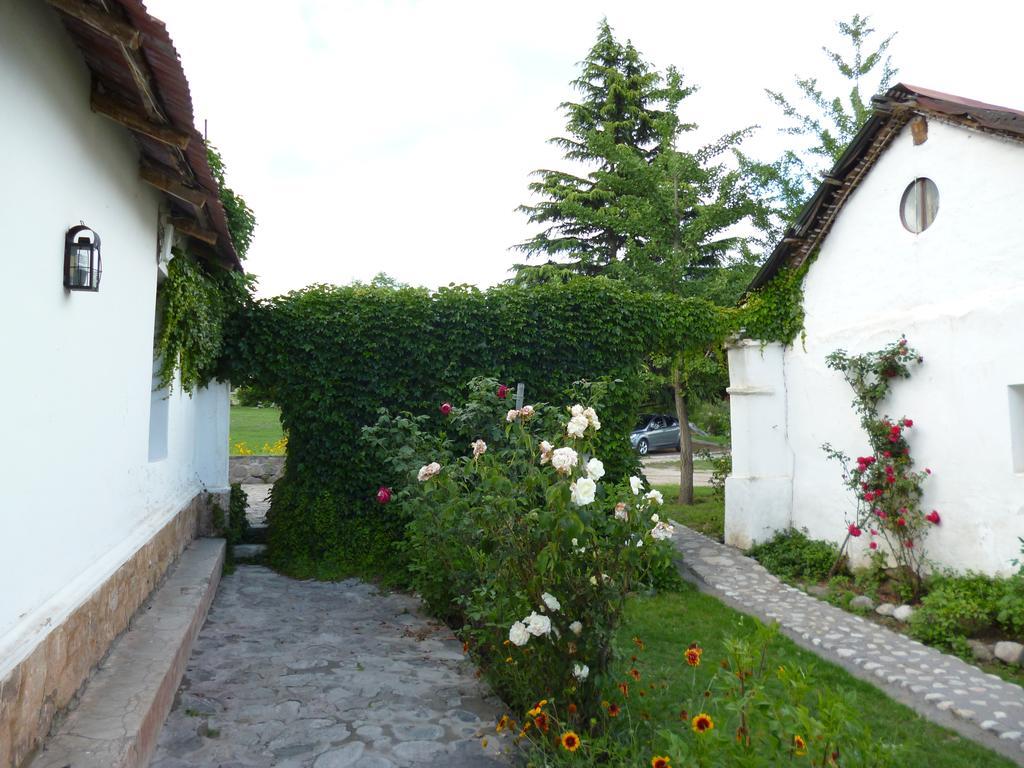 Estancia Las Tacanas Tafi del Valle Bagian luar foto